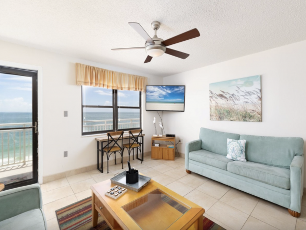 Perfect Beachfront view in Treasure Island